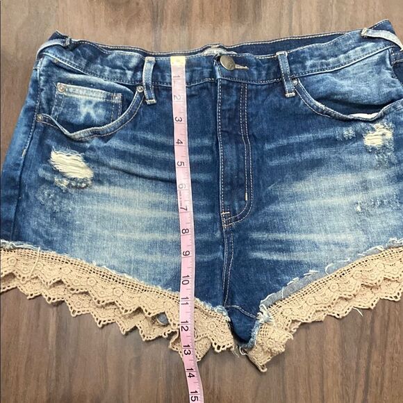 Free People Cream Lace and Blue Denim Distressed Jean Shorts - Picture 3 of 7